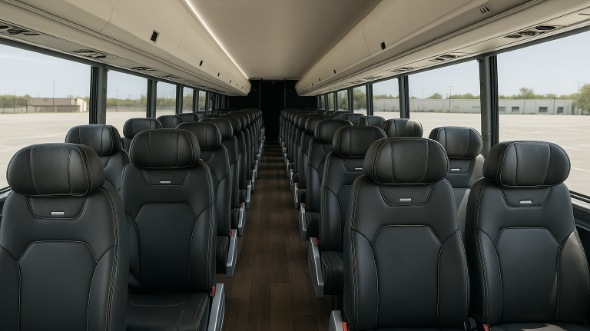 elkhart 20 passenger minibus rental