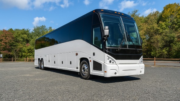 elkhart bus rentals for travel agents