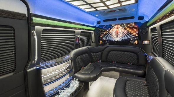 elkhart sprinter limo rental rental