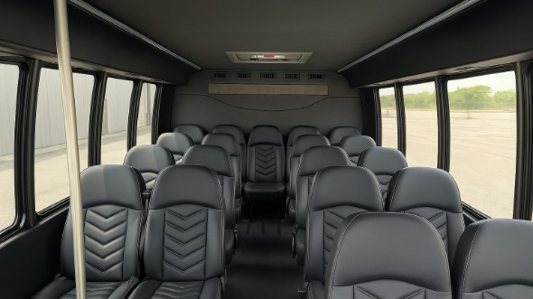 lafayette 28 passenger minibus
